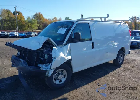 2017 Chevrolet Express 2500 Work Van из США, поврежденный, VIN 1GCWGAFFXH1338504